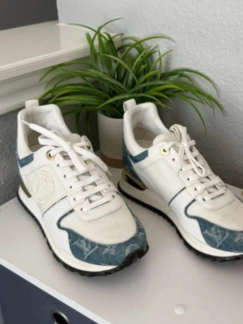 Louis Vuitton Run Away Sneakers Monogram Denim White Blue Size 37 Authentic